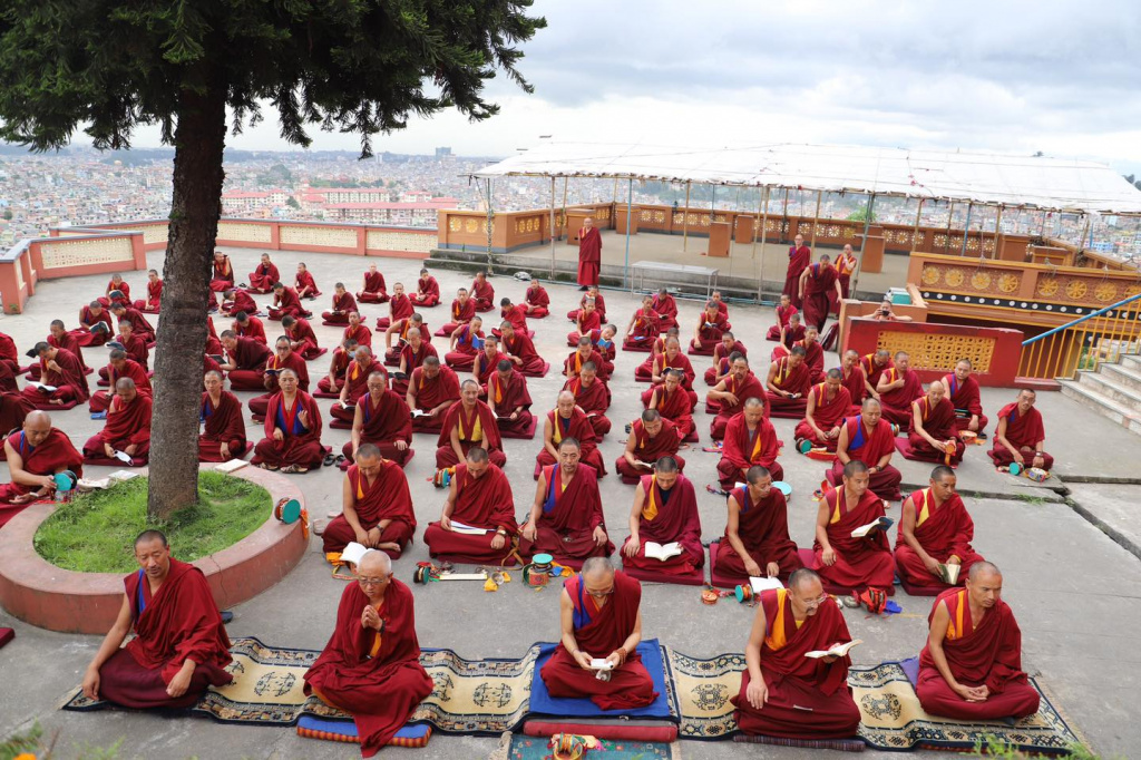 Тритен Норбуце