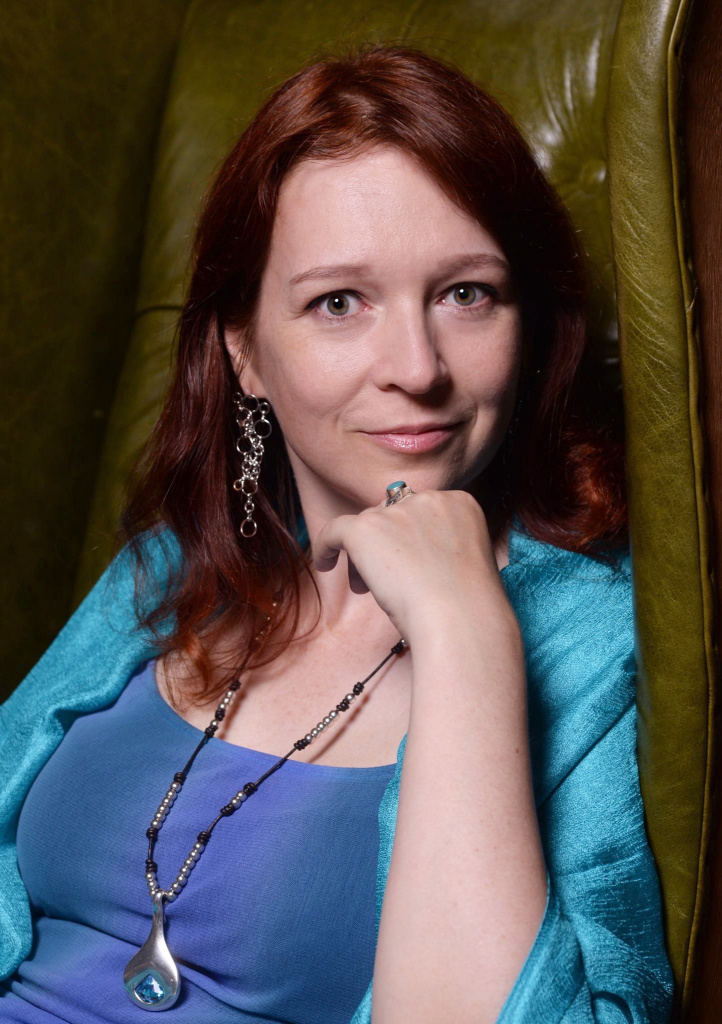 Юлия Артамонова переводчик с тибетского